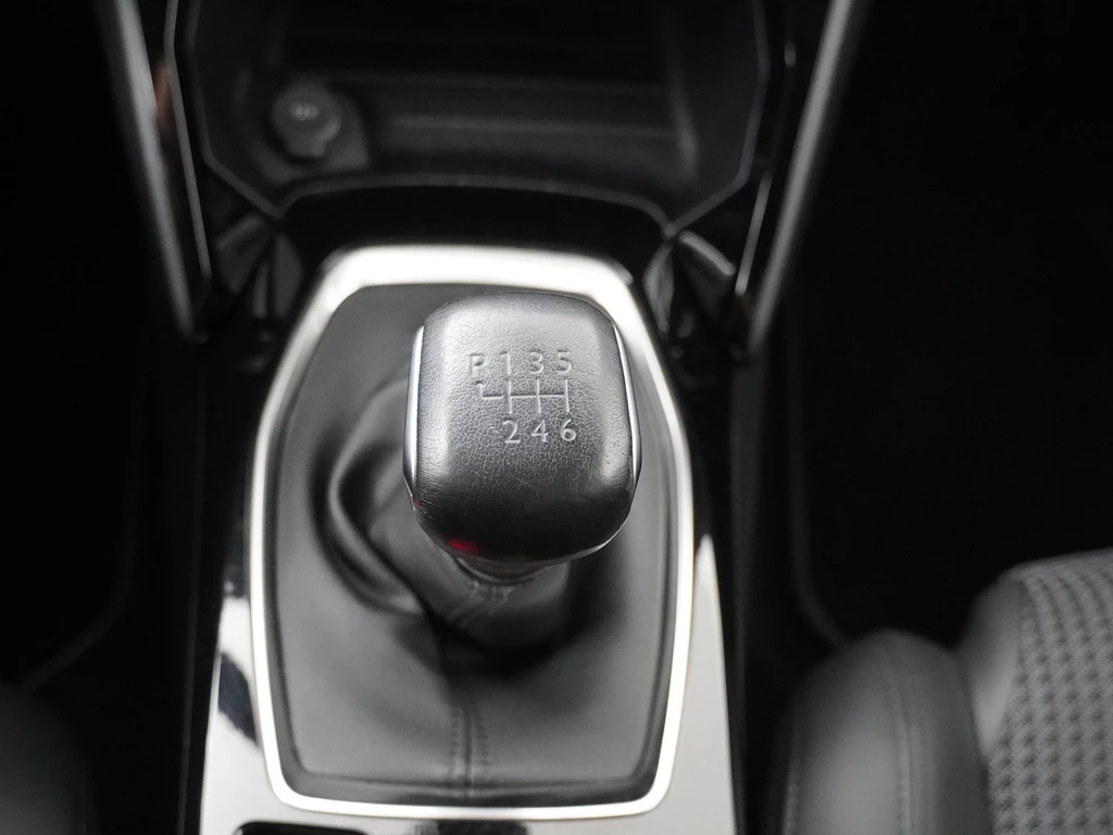 Peugeot 208 – foto 24