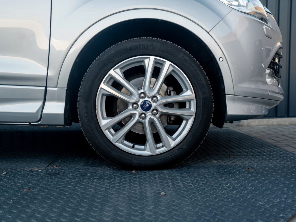 Ford Kuga – foto 33