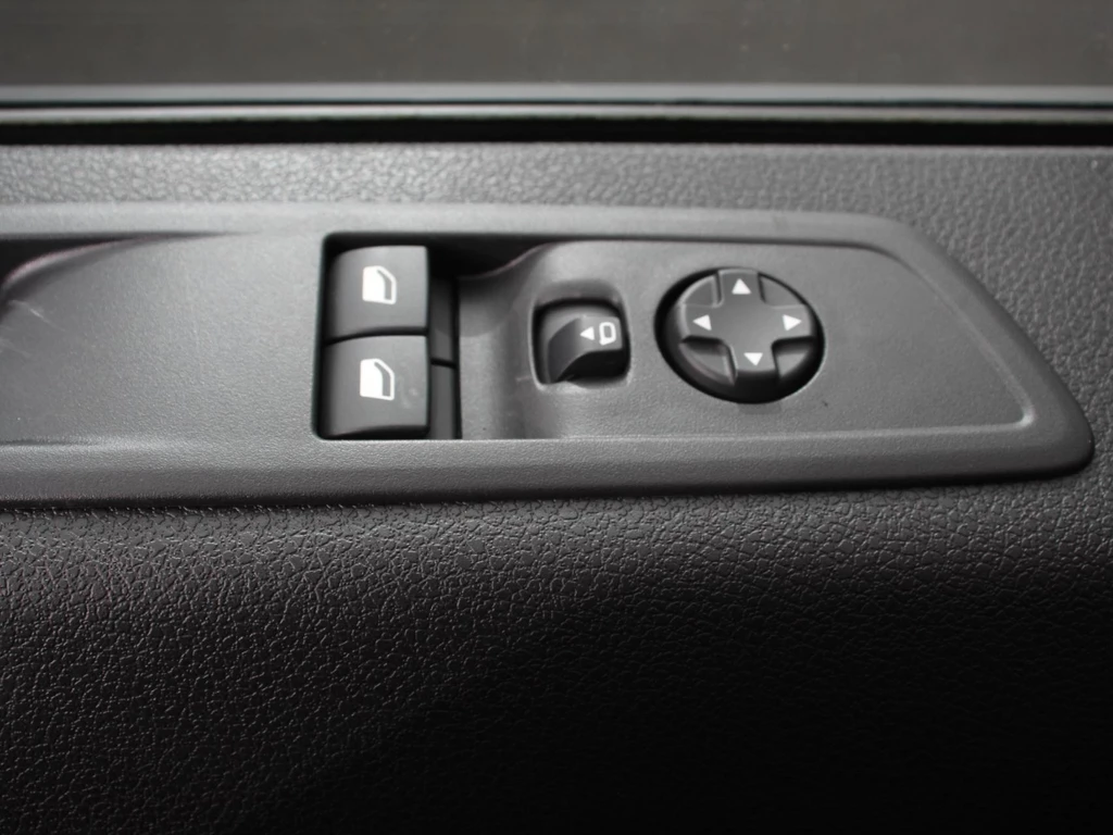 Opel Vivaro – foto 37