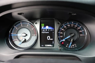 Toyota Hilux – thumbnail 13