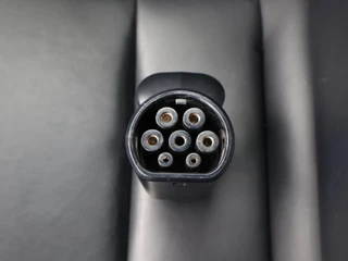 Tesla Model S – thumbnail 98