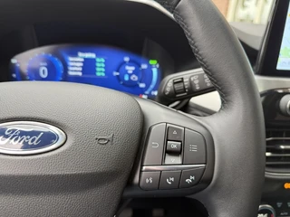 Ford Kuga – thumbnail 26