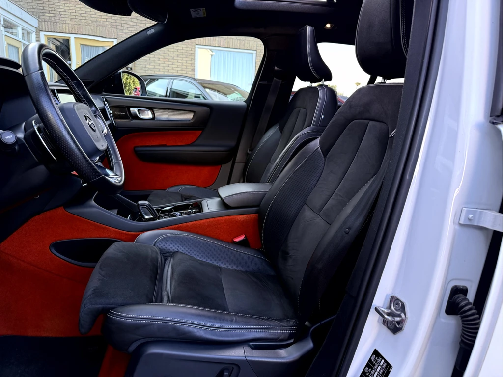 Volvo XC40 – foto 8