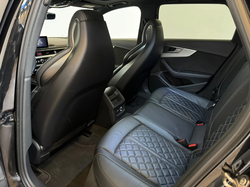 Audi S4 – foto 35