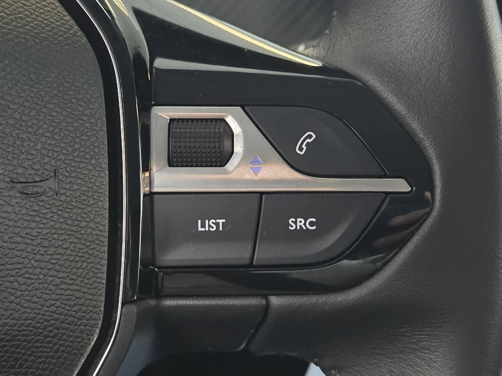 Peugeot 208 – foto 21