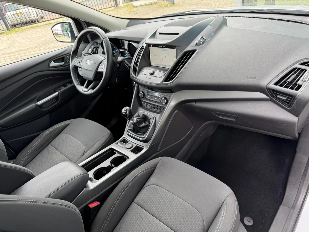 Ford Kuga – foto 18