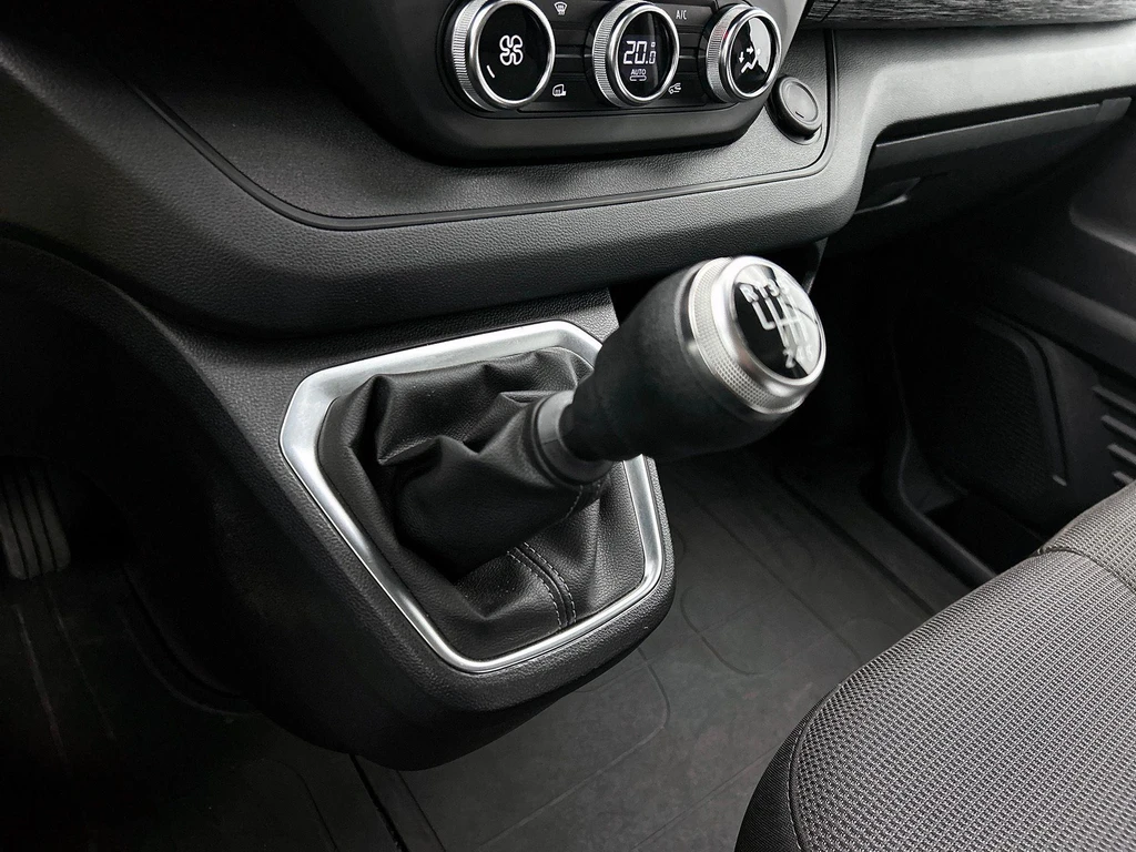 Renault Trafic – foto 15