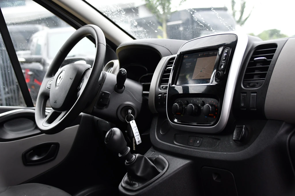 Renault Trafic – foto 27