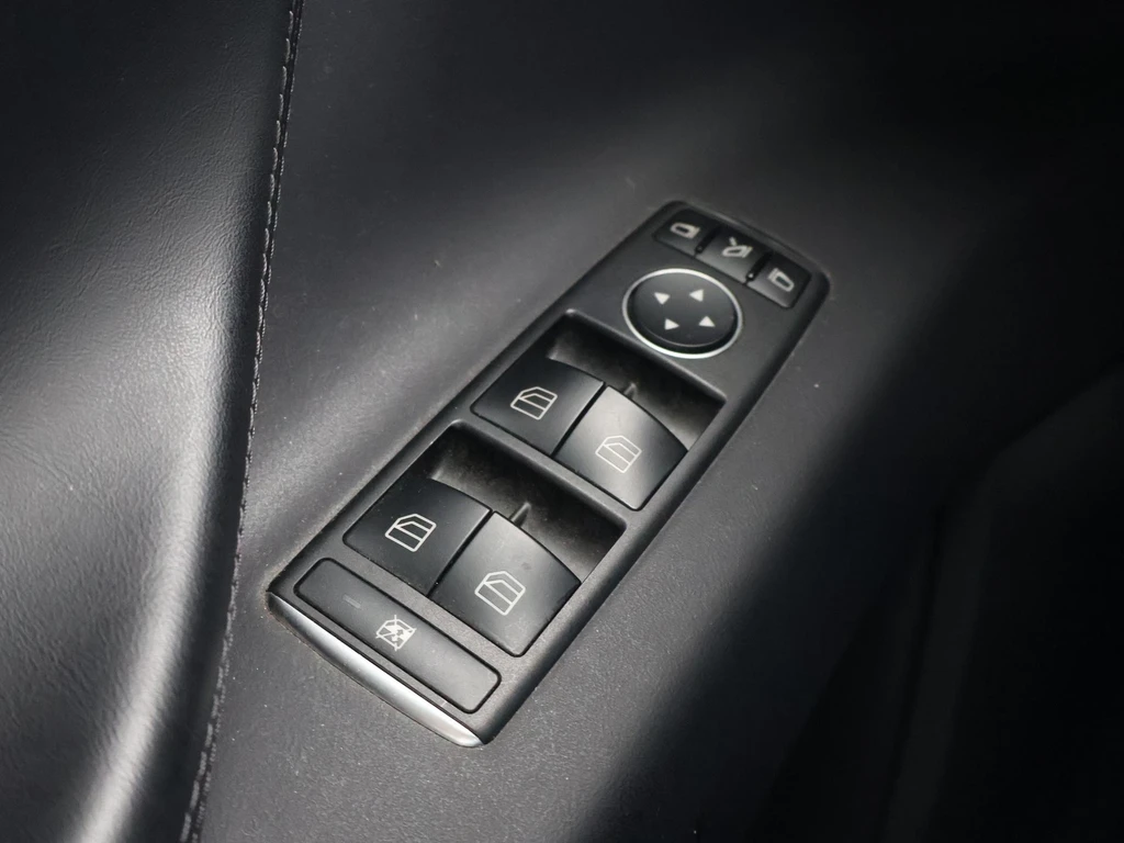 Tesla Model X – foto 57