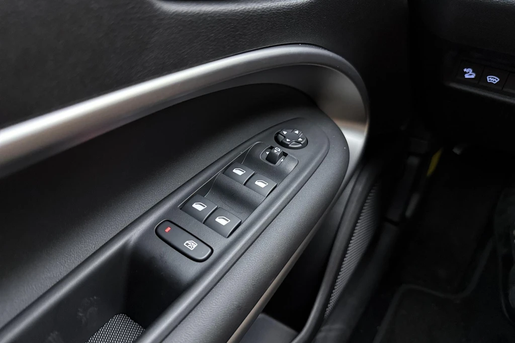 Jeep Avenger – foto 27