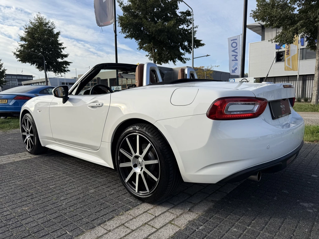 Fiat 124 Spider – foto 8