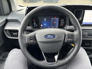 Ford Transit Courier – thumbnail 11
