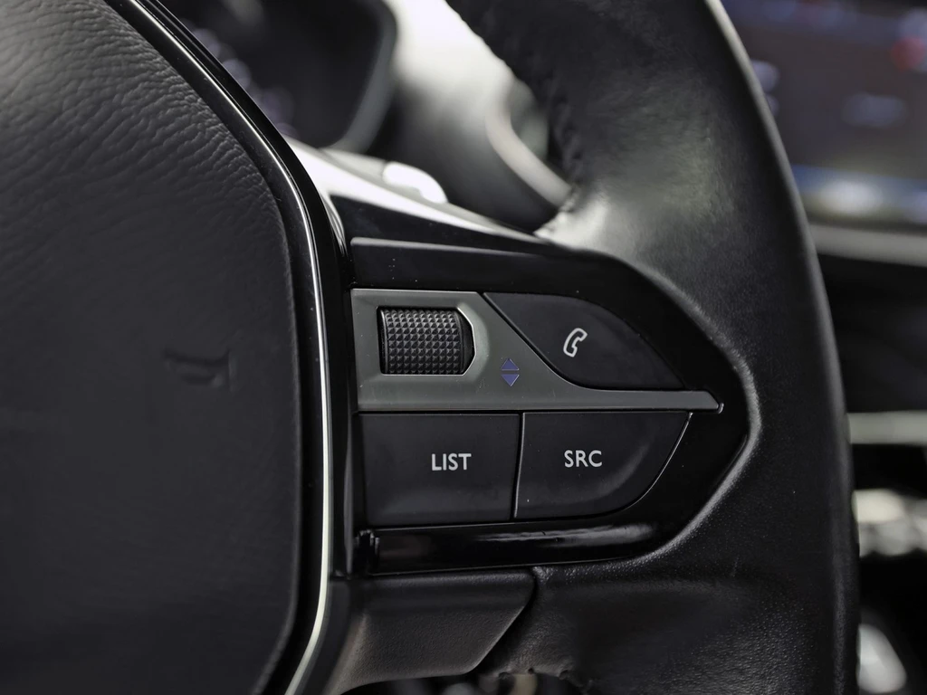 Peugeot 208 – foto 17