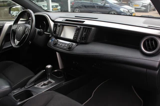 Toyota RAV4 – thumbnail 7