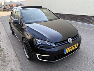 Volkswagen Golf – thumbnail 8