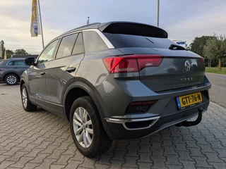 Volkswagen T-Roc – thumbnail 3