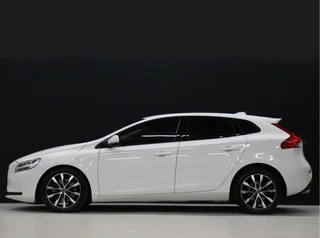 Volvo V40 – thumbnail 3