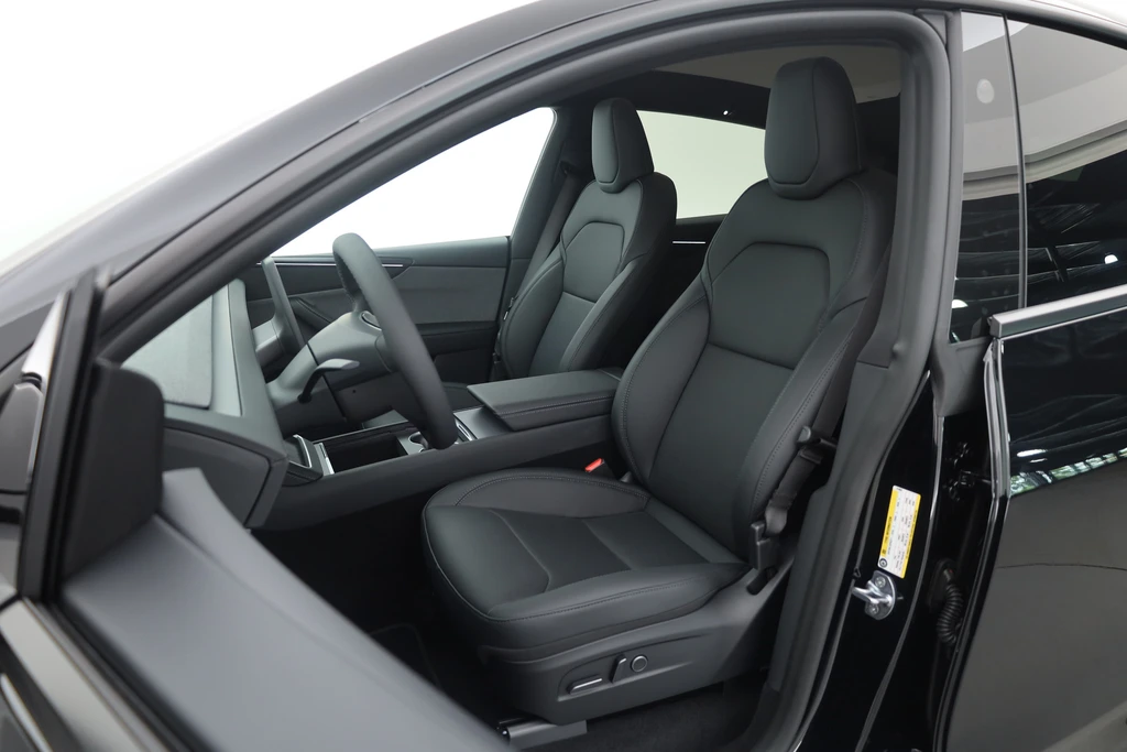 Tesla Model Y – foto 4