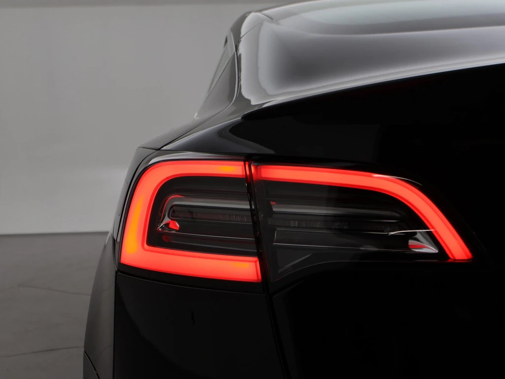 Tesla Model 3 – foto 23