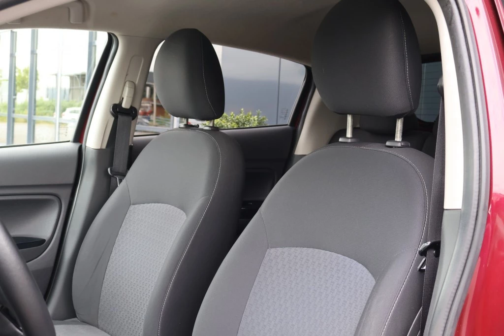 Mitsubishi Space Star – foto 27