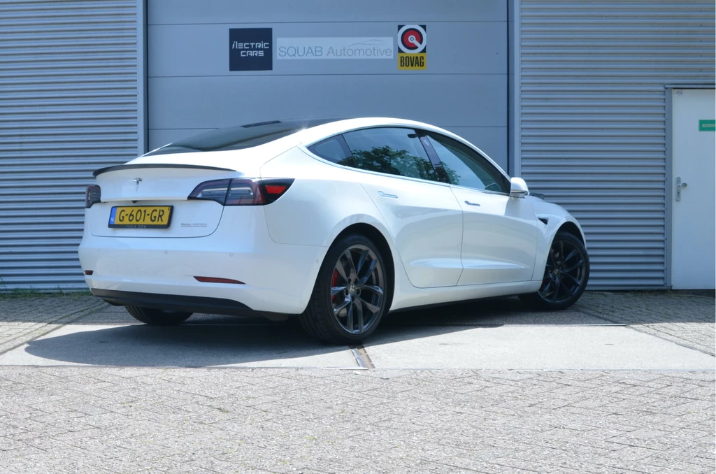 Tesla Model 3 – foto 3