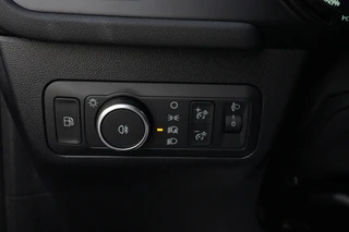 Ford Kuga – thumbnail 23