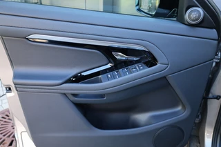 Land Rover Range Rover Evoque – thumbnail 30