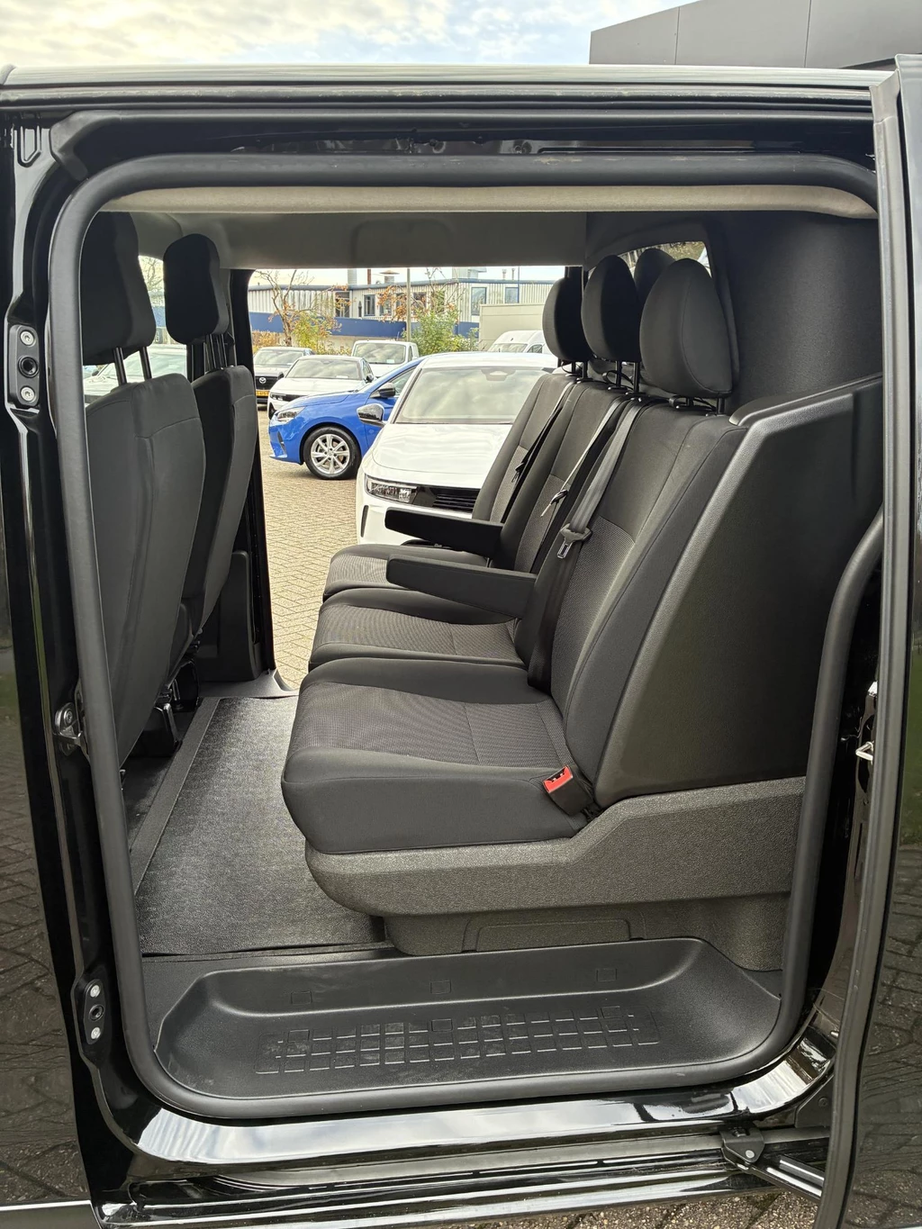 Opel Vivaro-e – foto 17
