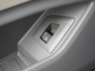 Volkswagen Multivan – thumbnail 41