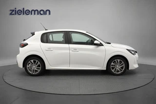 Peugeot 208 – thumbnail 8