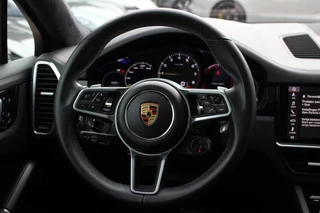 Porsche Cayenne – thumbnail 20