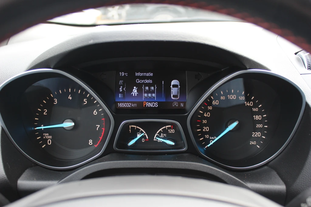 Ford Kuga – foto 18