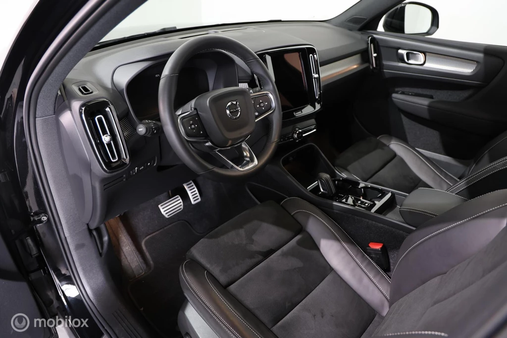 Volvo XC40 – foto 12
