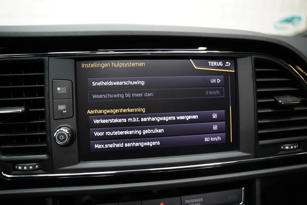 SEAT Leon – foto 36