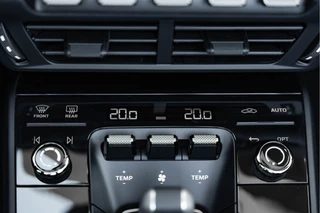 Porsche 911 – thumbnail 22