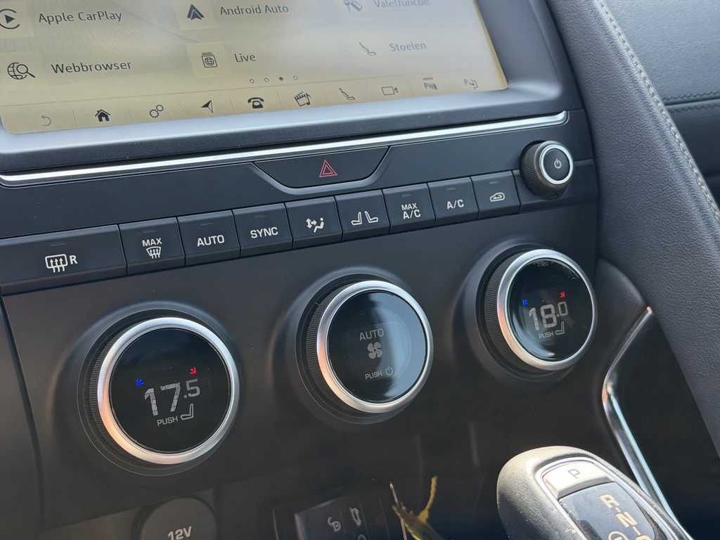 Jaguar E-PACE – foto 22