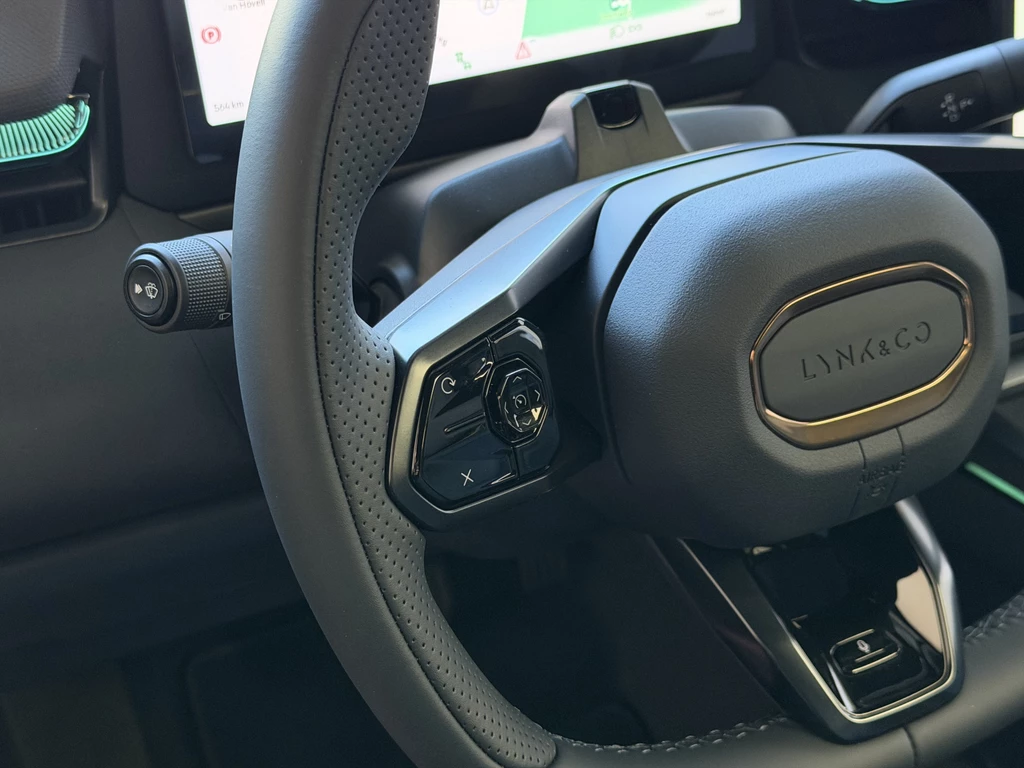 Lynk & Co 08 – foto 25
