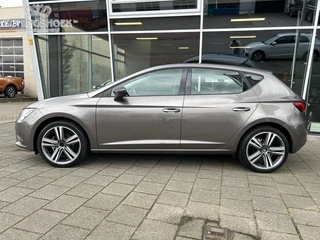 SEAT Leon – thumbnail 1