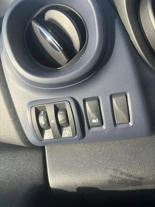 Opel Vivaro – thumbnail 33