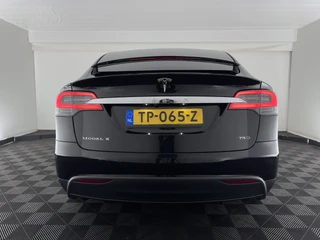 Tesla Model X – thumbnail 4