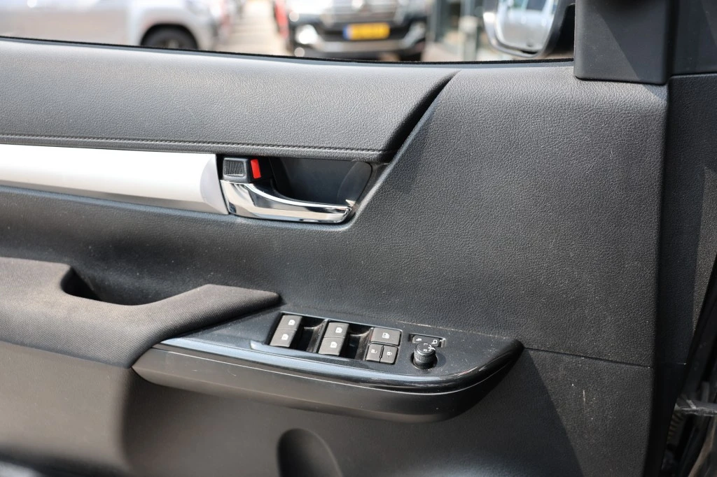 Toyota Hilux – foto 23
