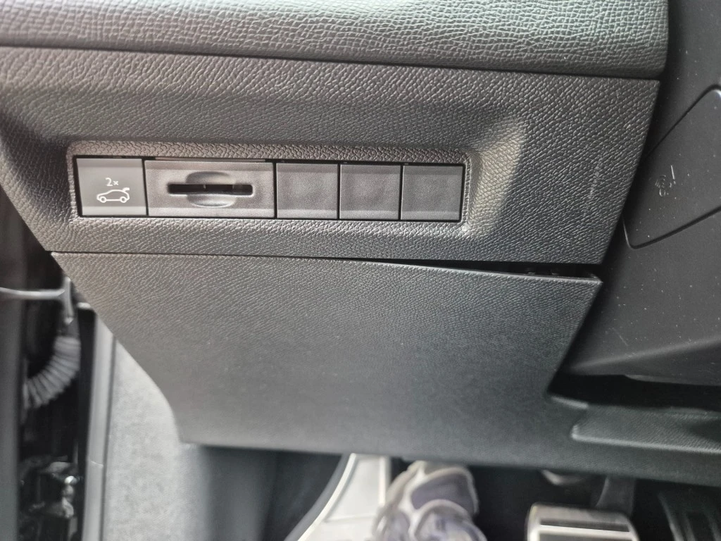 Peugeot 408 – foto 17