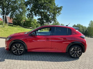 Peugeot 208 – thumbnail 2