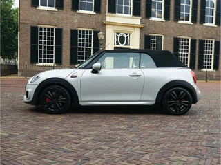 MINI Cooper Cabrio – thumbnail 4