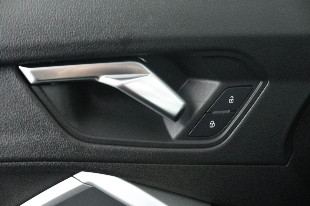 Audi Q3 – foto 12