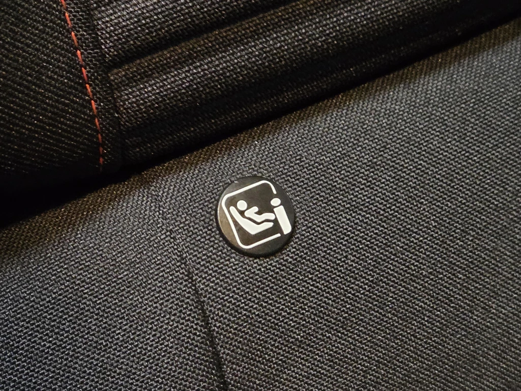 Peugeot 208 – foto 19