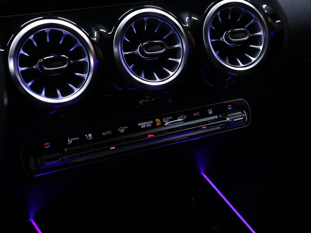 Mercedes-Benz EQA – foto 19