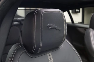Jaguar XE – thumbnail 16