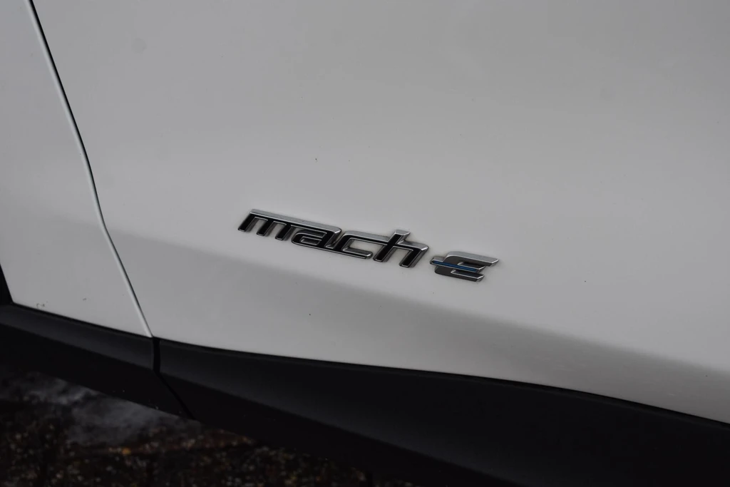 Ford Mustang Mach-E – foto 39