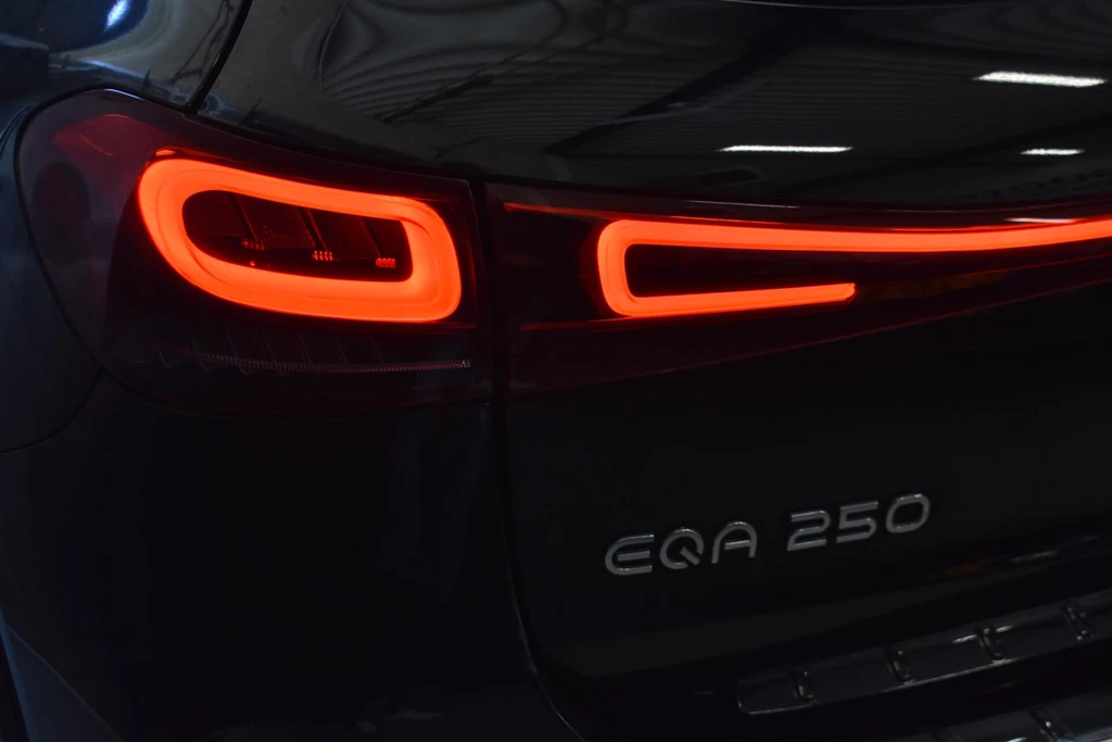 Mercedes-Benz EQA – foto 30